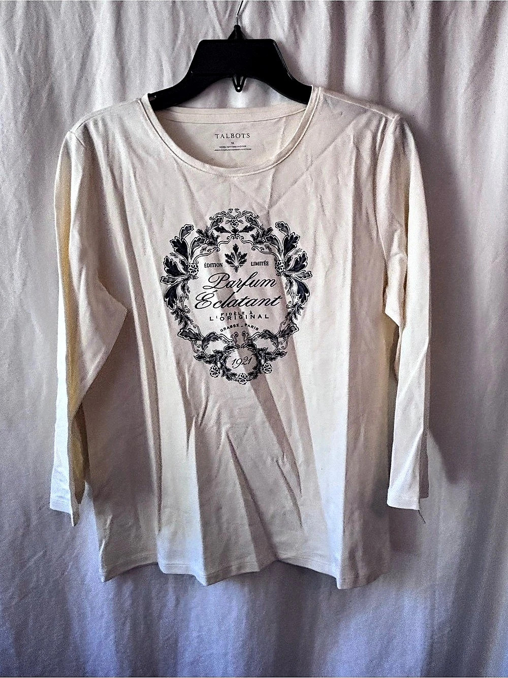 Talbots Parfum Eclatant Graphic Tee Long Sleeve Cream & Blue Medium